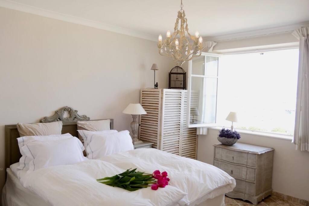 Bord De Mer - Ac, Wifi, Chic, Sea View, Beach 2 Minutes Walk Антиб Екстериор снимка