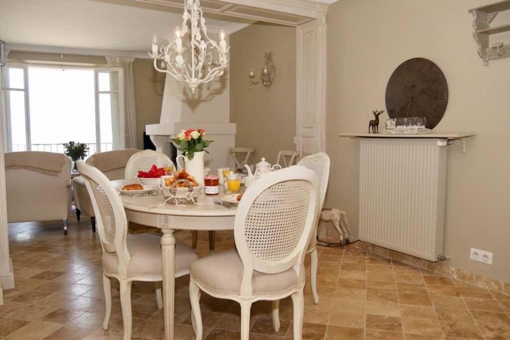 Bord De Mer - Ac, Wifi, Chic, Sea View, Beach 2 Minutes Walk Антиб Екстериор снимка